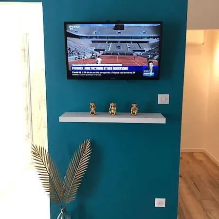 Apartment T2 Chaleureux A 5 Mn Du Centre/plage Avec Parking