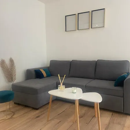 T2 Chaleureux A 5 Mn Du Centre/plage Avec Parking Appartement